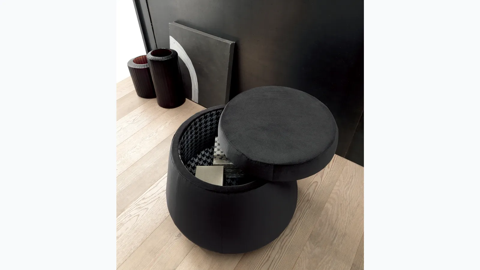 Pouf trasformabile in un comodo e originale contenitore portaoggetti Segno di DHome