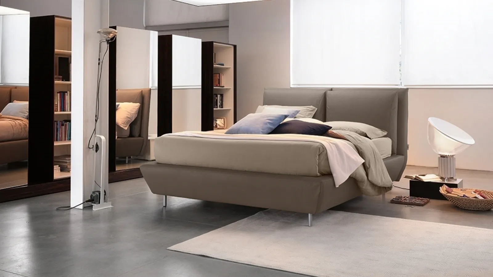 Letto in pelle con contenitore Alcott di Bontempi Letti Design