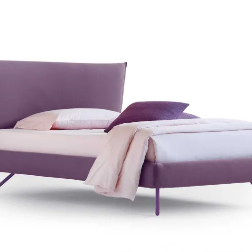 Letto singolo in tessuto imbottito con testiera Hug 04 Soft di Noctis